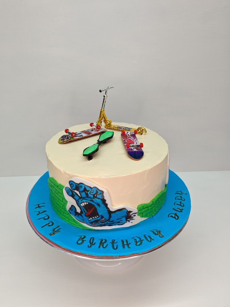Skateboard Cake 