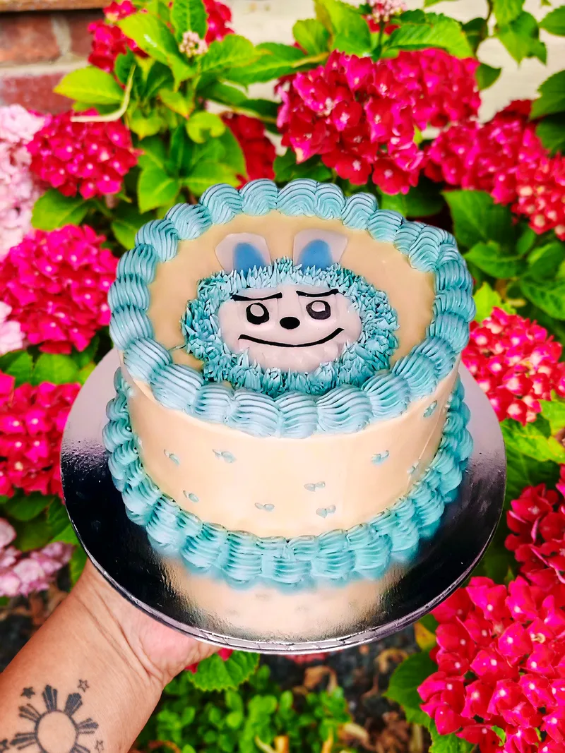 Labubu Cake